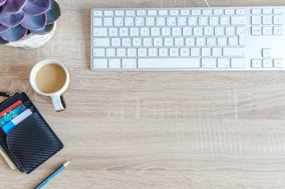 keyboard coffee workspace - Photo by Lukas Blazek on Pexels
